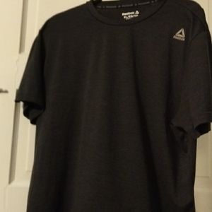 Reebok charcoal xl tee wick